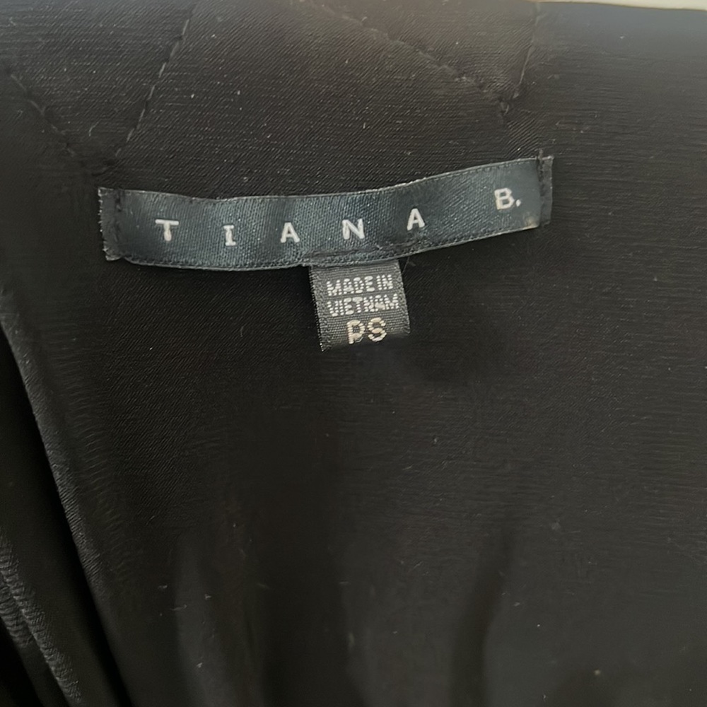 Tiana B. Sleeveless Black Dress - Petite Small | A11 - Picture 7 of 7